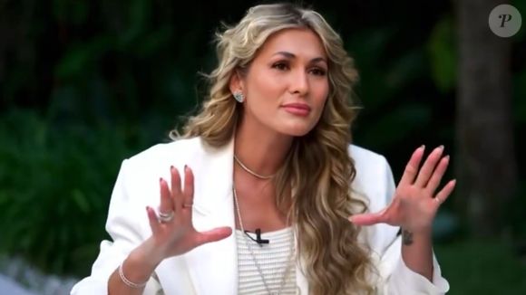 'Se for a hora, entrego a minha vida...': Lívia Andrade relata emoção e desespero ao passar por pane em avião que quase virou acidente fatal