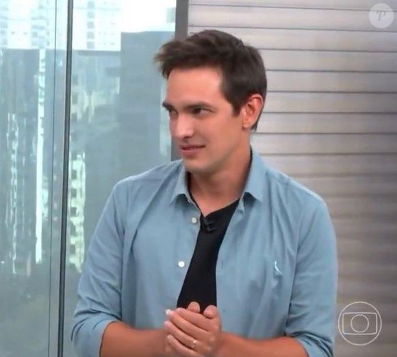 Em tom descontraído, ele explicou que o famoso "olhar de ódio" nada mais foi do que uma reação ao conteúdo da próxima notícia que ele teria que apresentar.