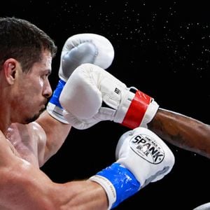 Davi Brito foi derrotado por Sacha Bali em luta no final de 2025