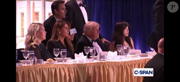 Donald Trump é retirado às pressas após tiros interromperem jantar com jornalistas em Washington