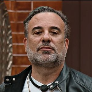 A Fazenda: pai de Viih Tube, o empresário Fabiano Moraes afirmou ter misturado substância de pré-treino com bebida alcoólica para Dudu Camargo