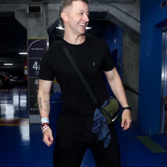 Lucas Lima: ‘Perdi 4 tons de agudos, dos quais só recuperei 2. E a resistência da minha voz foi pro saco, ficava rouco direto, voz cansada, etc’