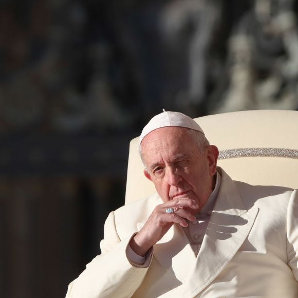 2019: participa da Audiência Geral na Praça São Pedro, no Vaticano