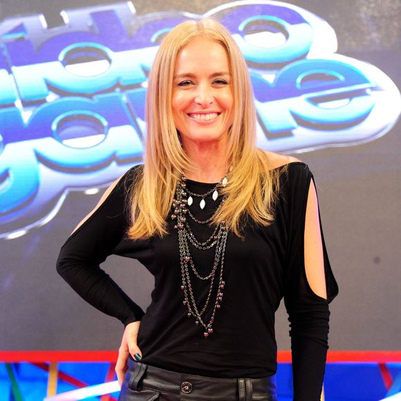 Afirma o colunista que a Globo quer revitalizar o horário matinal, apostando na nostalgia do público e na força comercial de Angélica