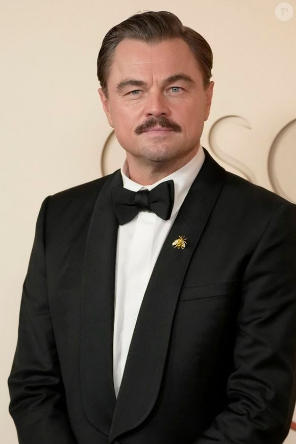 Leonardo DiCaprio participou do leilão milionário do crânio de dinossauro comprado por Nicolas Cage em Beverly Hills, segundo veículos internacionais
