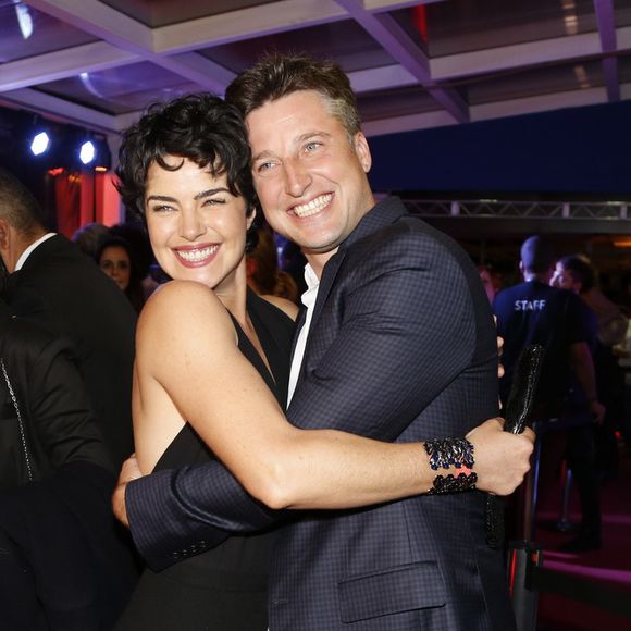 Ana Paula Arósio e Henrique Plombon Pinheiro fizeram um casamento discreto para 60 convidados