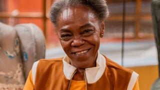 De bailarina à estrela internacional: Quem é Teca Pereira, a atriz que dá vida à Nice em 'Vale Tudo', o calcanhar de Aquiles de Odete Roitman