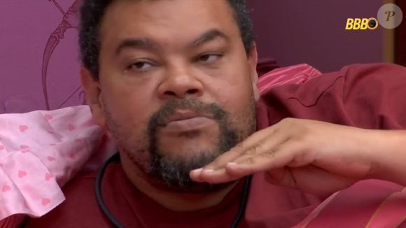 Babu virou assunto no X após sugerir plano no BBB 26 no mesmo 25 de fevereiro que marcou 2016