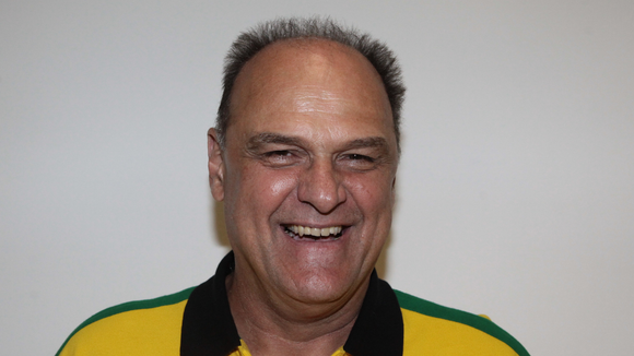 O adeus a uma lenda: família de Oscar Schmidt atende a pedido emocionante do atleta em cerimônia de cremação