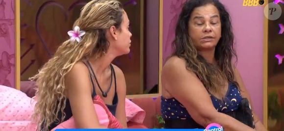 Sarah Andrade escuta Solange Couto dizer que Jonas do BBB 26 não entrega nada além de 'sou bonito e bobo'
