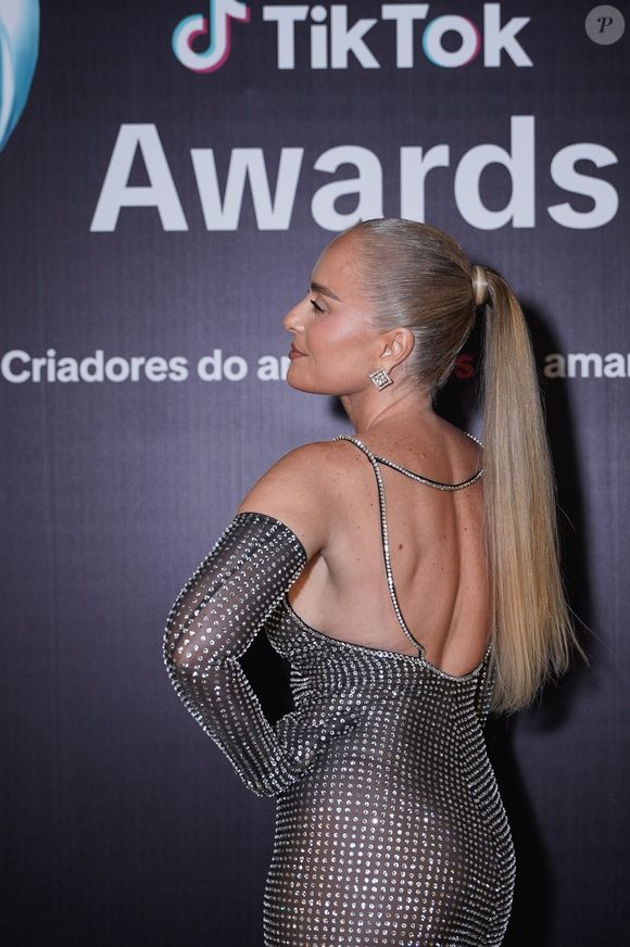 Angélica aposta em rabo de cavalo ultra longo para o TikTok Awards 2024