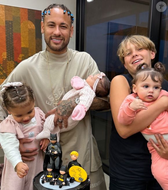 Além das filhas com Bruna Biancardi, Neymar também é pai de Davi Lucca e Helena