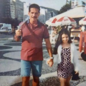 Tati Machado perdeu o pai em julho de 2021, vítima de um aneurisma cerebral