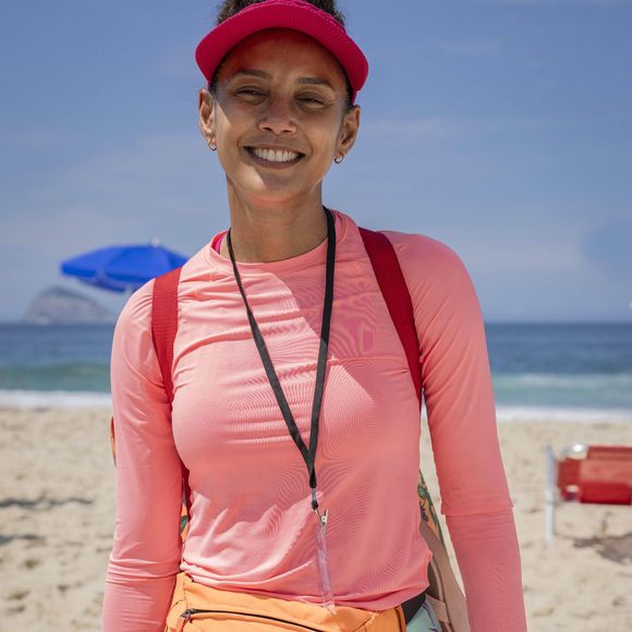 Taís Araujo não escondeu o incômodo de ver a personagem Raquel voltar a vender sanduíche na praia, enquanto, na versão original, ela permanece rica