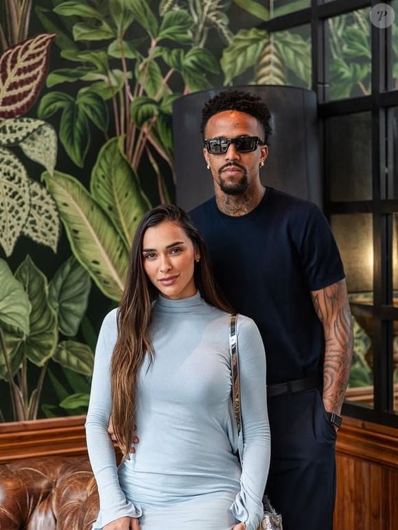 Tainá e Éder Militão passaram por uma troca de casais