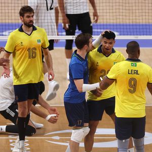 Bruninho posa para campanha e recebe elogios inesperados. A internet não perdeu tempo e reagiu.