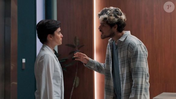 Raul descobre que é filho de Samira na novela 'Três Graças' e não denuncia a própria mãe