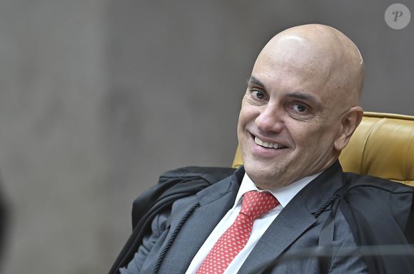 Como relator do inquérito do 8 de janeiro, Moraes é o principal alvo das críticas e pressões públicas de Eduardo Bolsonaro