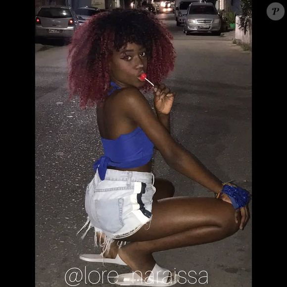 Lorena Raissa, ainda adolescente, participava ativamente dos ensaios e eventos da Beija-Flor, mostrando talento e dedicação que a prepararam para se tornar rainha de bateria