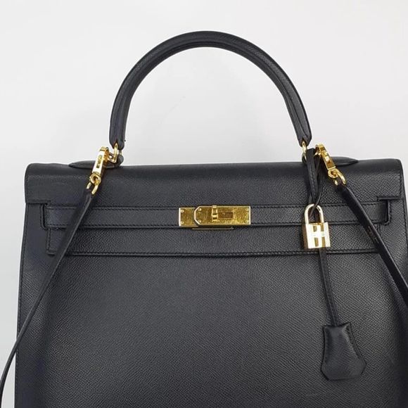 Bolsa de Virgínia é uma Hermès Kelly avaliado em nada menos que US$ 25 mil (cerca de R$ 130 mil)