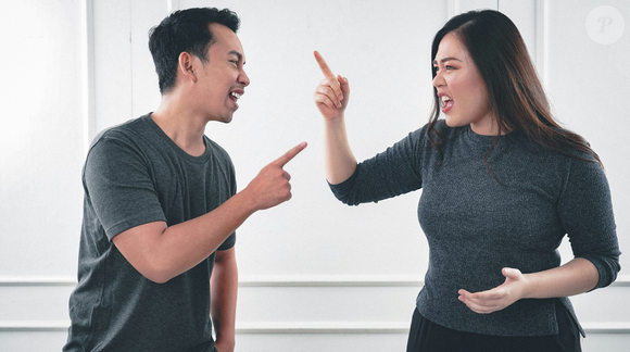 Como interromper o comportamento passivo-agressivo? Seja honesto com o outro, não fique na defensiva e pergunte o que realmente está acontecendo