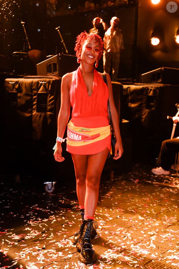 Mamacita Karol Conká aproveitou camarote no Carnaval de São Paulo