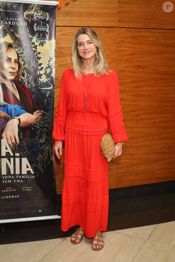 Letícia Spiller recorreu à blefaroplastia, procedimento que oferece sim alguns riscos: 'Infecções, cicatrização inadequada e alterações na visão'