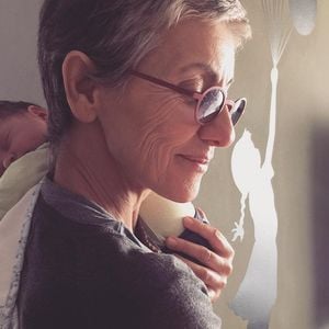 "Eu tenho uma vagina. [...] Eu não vou no banheiro dos homens", disse a mulher identificada como Cássia Kis no vídeo