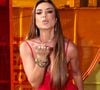 Nicole Bahls falava com o humorista sobre os bichinhos de sua fazenda, que recebem nomes de famosos