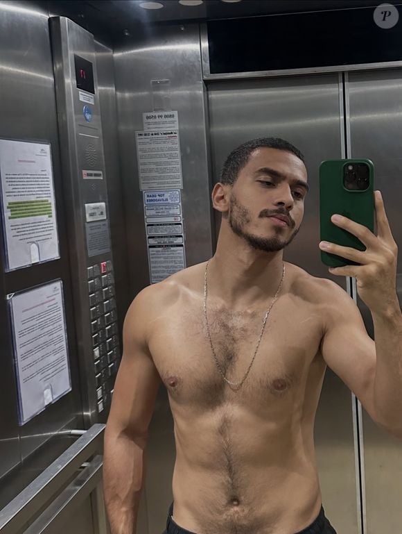 'Bombado', irmão de Arthur Aguiar tem deixado internautas de queixo caído com seu corpo nas redes sociais