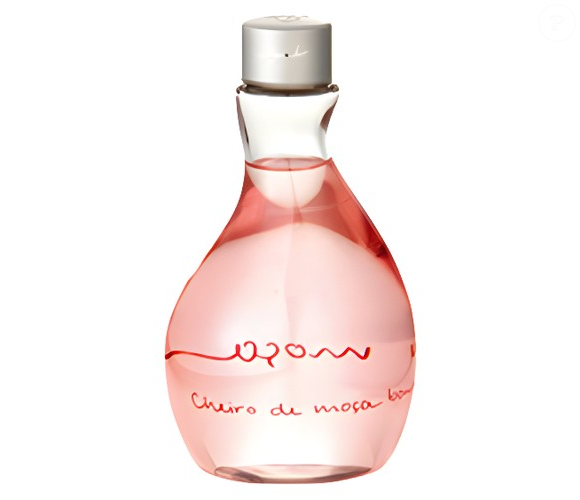Lançado em 2011, o Água de Banho Cheiro de Moça Bonita conquistou fãs com seu aroma leve, confortável e perfeito para quem ama aquele irresistível cheiro de banho tomado