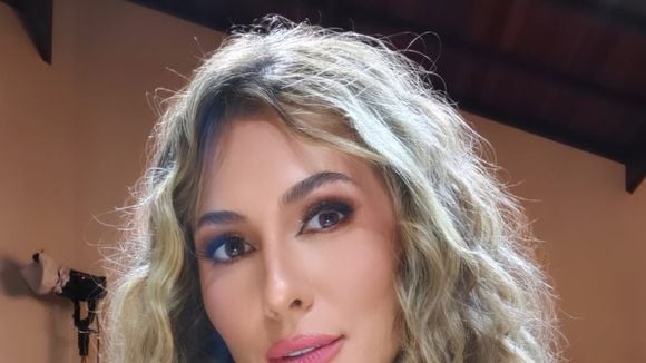 Lívia Andrade é diagnosticada com 'a pior dor do mundo': apresentadora revela condição de saúde e faz importante alerta. 'Pior que senti na minha vida'