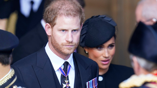 'Meghan e Harry cavam a própria sepultura': fonte próxima a Príncipe William garante que reconciliação é impossível e assegura que primogênito de Rei Charles e Lady Di 'ainda não superou todo o estresse'