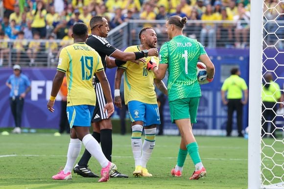 O goleiro da Noruega pediu desculpas a Neymar? A resposta envolve um perfil falso no Instagram que confundiu milhares de pessoas