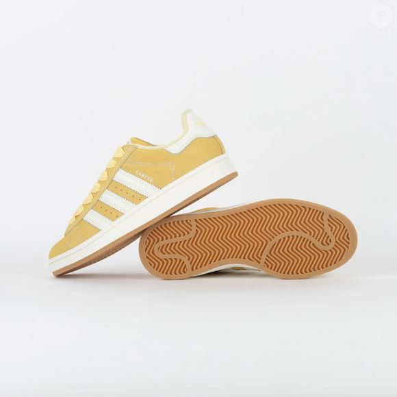 Campus 00S W (Adidas) | R$ 699,99 — Muito além do básico, o novo lançamento da Adidas aparece como alternativa fashion ao Samba tradicional, trazendo proporções exageradas e visual chunky que já dominam o streetwear internacional.