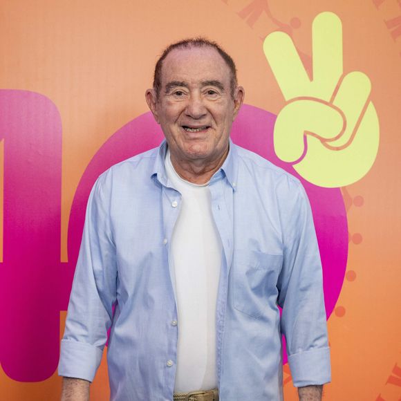 Renato Aragão quebrou o silêncio após um processo movido pela filha, Juliana Rangel, que cobra uma dívida de R$ 872 mil do pai