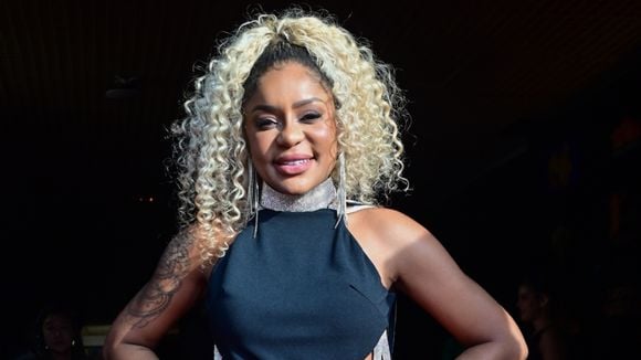 Cariúcha no 'Superpop': apresentadora do 'Fofocalizando' substitui Luciana Gimenez, na RedeTV!, após chocar SBT com pedido de demissão