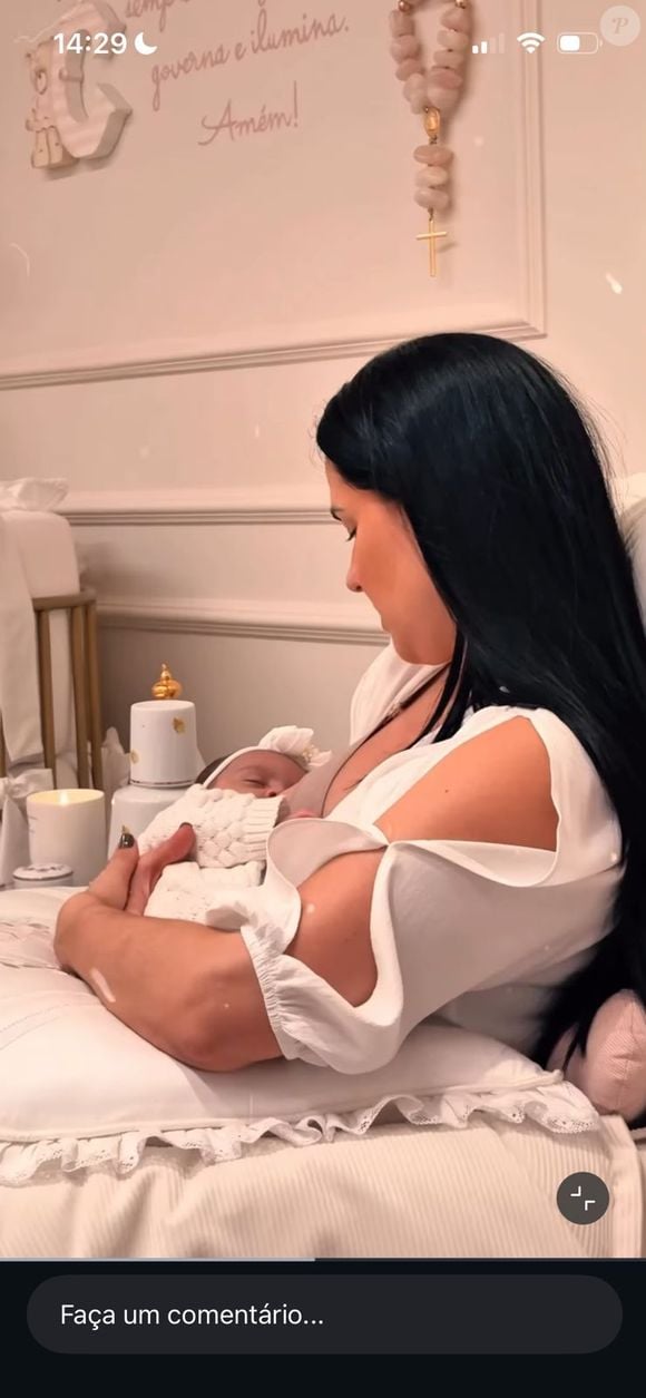 Graciele Lacerda fez uma declaração comovente para celebrar o primeiro ano da filha com Zezé Di Camargo. Na homenagem, a influenciadora destacou a transformação em sua vida após a maternidade e relembrou o período difícil marcado por tentativas frustradas até a gravidez por FIV