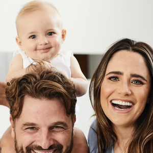 Fernanda Vasconcellos é casada com o ator Cássio Reis, com quem tem o pequeno Romeo