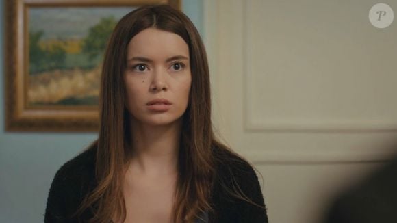 Sirin se irrita por Emre dar atenção às clientes da cafeteria no capítulo da novela 'Força de Mulher' de sexta-feira 14 de março de 2025