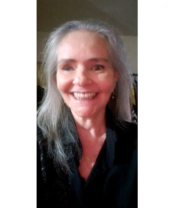 Angela Ro Ro vivia um momento conturbado após a morte da mãe e outros problemas pessoais. Ela definiu o período como ‘férias no inferno’