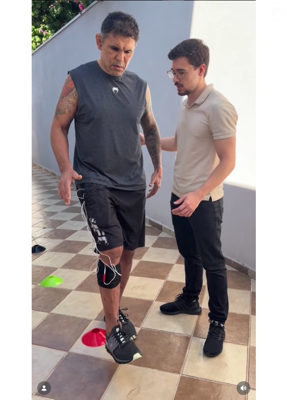 "Não é fácil, mas estou me recuperando muito bem. Já estou andando e fazendo preparação física e fisioterapia em bom ritmo. A expectativa é de que em quatro meses eu já esteja livre das dores", garantiu Minotauro