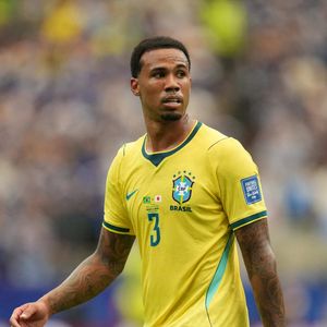 O confronto entre Brasil e Noruega ganhou um ingrediente especial com o reencontro entre Gabriel Magalhães e Erling Haaland. Os dois protagonizam grandes disputas na Premier League e agora medirão forças no maior palco do futebol mundial