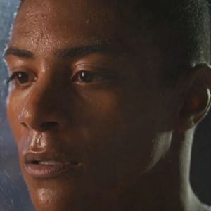 Quem morre em 'Dona de Mim'? Marlon (Humberto Morais) sofre com a morte do pai, Luisão (Adélio Lima)