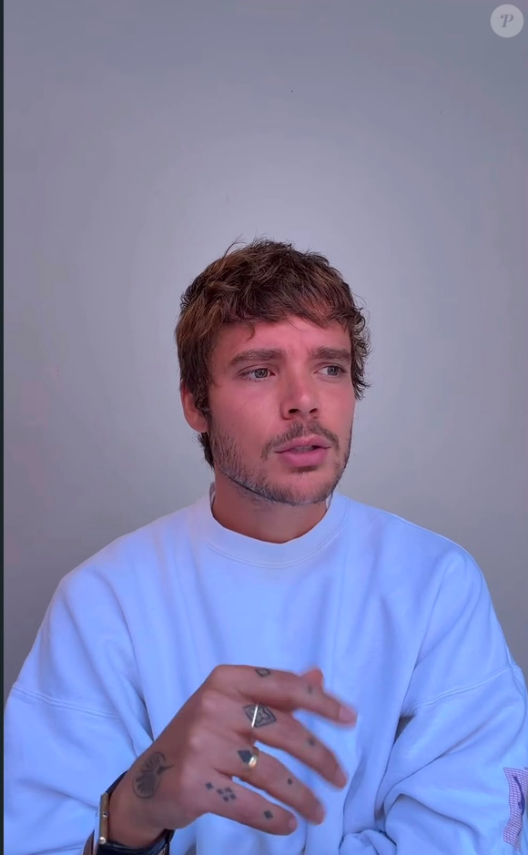 João Lucas virou o jogo após ser citado pela Veja em uma lista de celebridades apontadas como 'sem carisma'. O marido de Sasha usou a repercussão para divulgar a Sede Energy, bebida associada à ideia de energia social e carisma