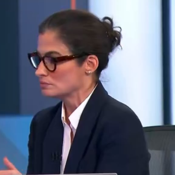 Renata Vasconcellos ganhou destaque nas redes sociais durante a sabatina de Romeu Zema