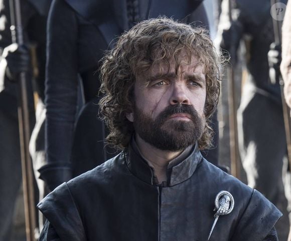 Em 'Game of Thrones', Peter Dinklage interpreta Tyrion Lannister, um homem com nanismo que sempre enfrentou preconceito dentro da própria família, mas se destaca como estrategista nato