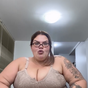 Thais Carla vem mostrando todos os detalhes do seu emagrecimento para os fãs nas redes sociais