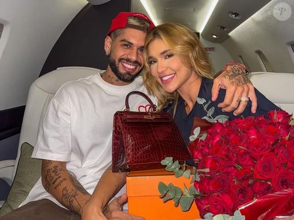 Virgínia ganhou de Zé Felipe bolsa do valor de um apartamento