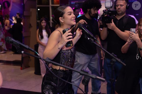 Mel Maia: ‘Não posso aplicar um mês antes de começar uma gravação, porque fico sem expressão. O intuito do botox é esse, né? Relaxar o músculo’